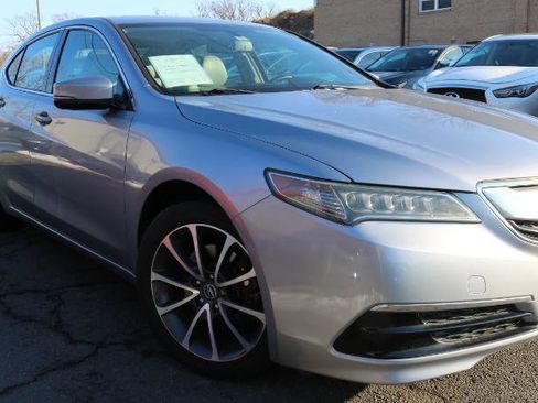 Used 2015 Acura TLX V6 image 3