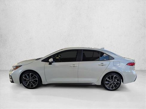 Used 2021 Toyota Corolla SE image 9