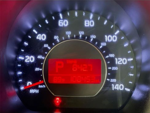 Used 2016 Kia Soul w/ Convenience Package FWD image 16