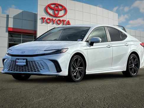 Certified 2025 Toyota Camry XSE image 7
