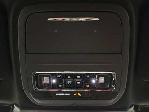 Used 2025 Lincoln Corsair Grand Touring w/ Equipment Group 301A AWD/4WD image 34