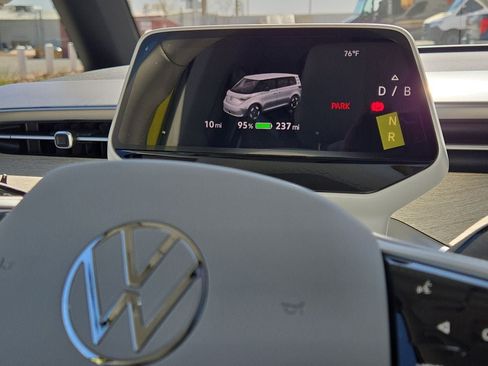 New 2025 Volkswagen ID. Buzz 1st Edition AWD/4WD image 23