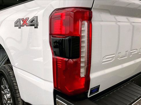 New 2026 Ford F250 Lariat image 28