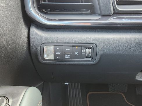 New 2026 GMC Terrain AT4 w/ Convenience Package III image 18