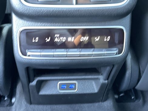 New 2026 Mercedes-Benz GLS 450 GLS 450 4MATIC SUV image 39