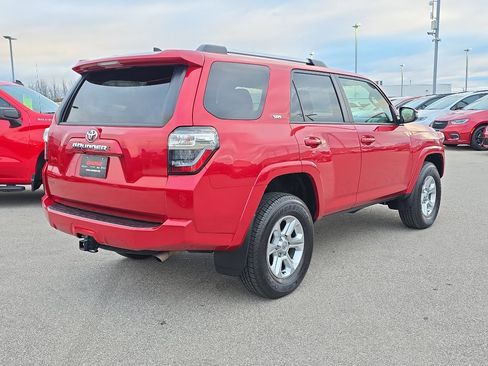 Used 2024 Toyota 4Runner SR5 Premium image 4