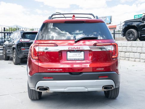 Used 2023 GMC Acadia SLT w/ Preferred Package AWD/4WD image 6