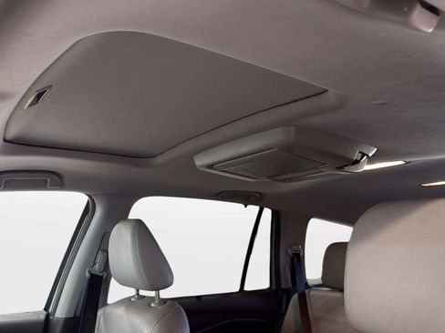 Used 2022 Honda Pilot Touring image 40