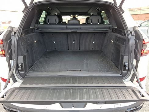 Certified 2022 BMW X5 xDrive40i w/ M Sport Package image 33