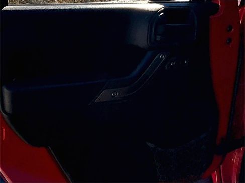 Used 2012 Jeep Wrangler Sport image 19