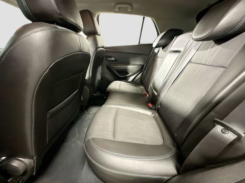 Used 2016 Chevrolet Trax LT w/ LT Convenience Package image 23