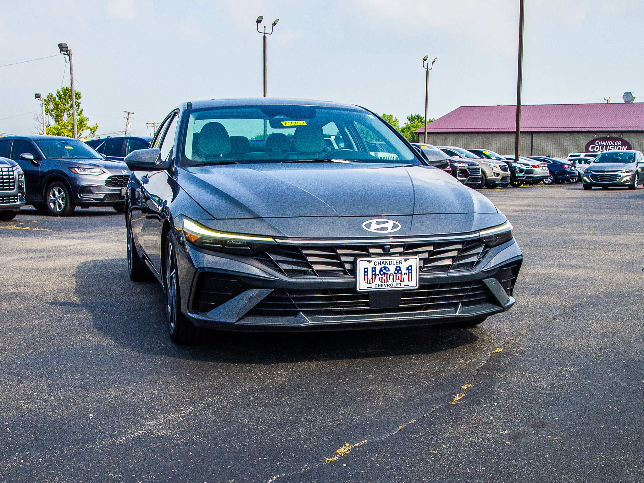 Used 2024 Hyundai Elantra Limited FWD image 10