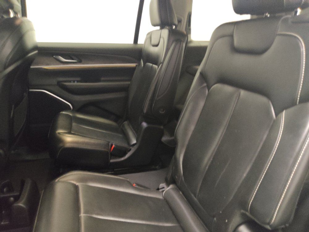 Used 2022 Jeep Grand Cherokee L Limited AWD/4WD image 18