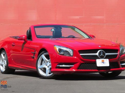 Used 2013 Mercedes-Benz SL 550 image 1