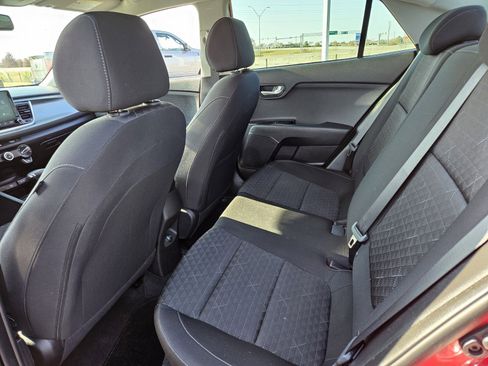 Used 2023 Kia Rio S image 10