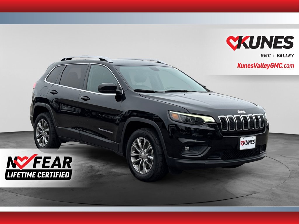 Used 2019 Jeep Cherokee Latitude Plus w/ Comfort/Convenience Group AWD/4WD image 1