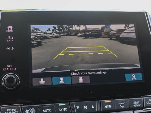 Certified 2023 Honda Odyssey Sport image 25