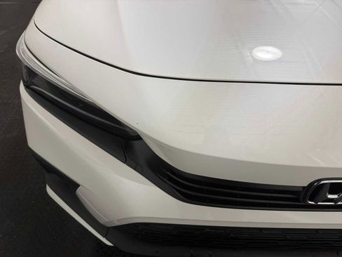 Used 2023 Honda Civic Sport image 4