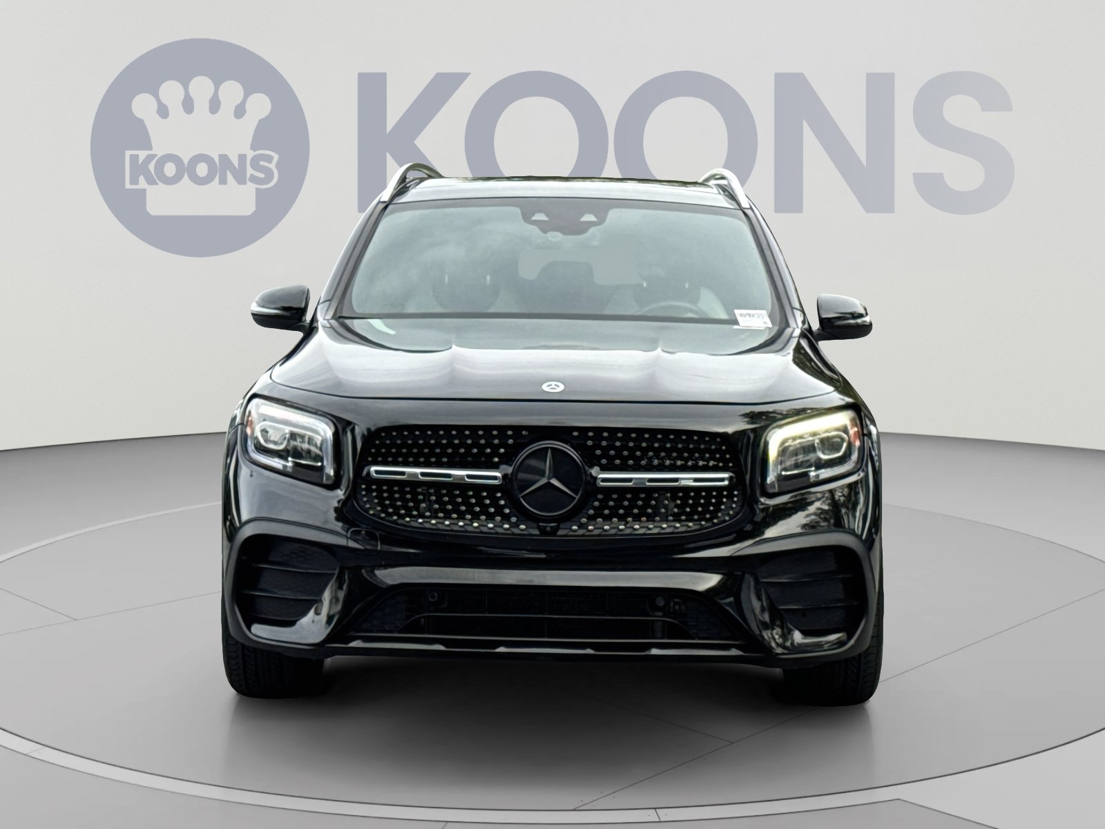 Used 2021 Mercedes-Benz GLB 35 AMG 4MATIC w/ Multimedia Package image 4