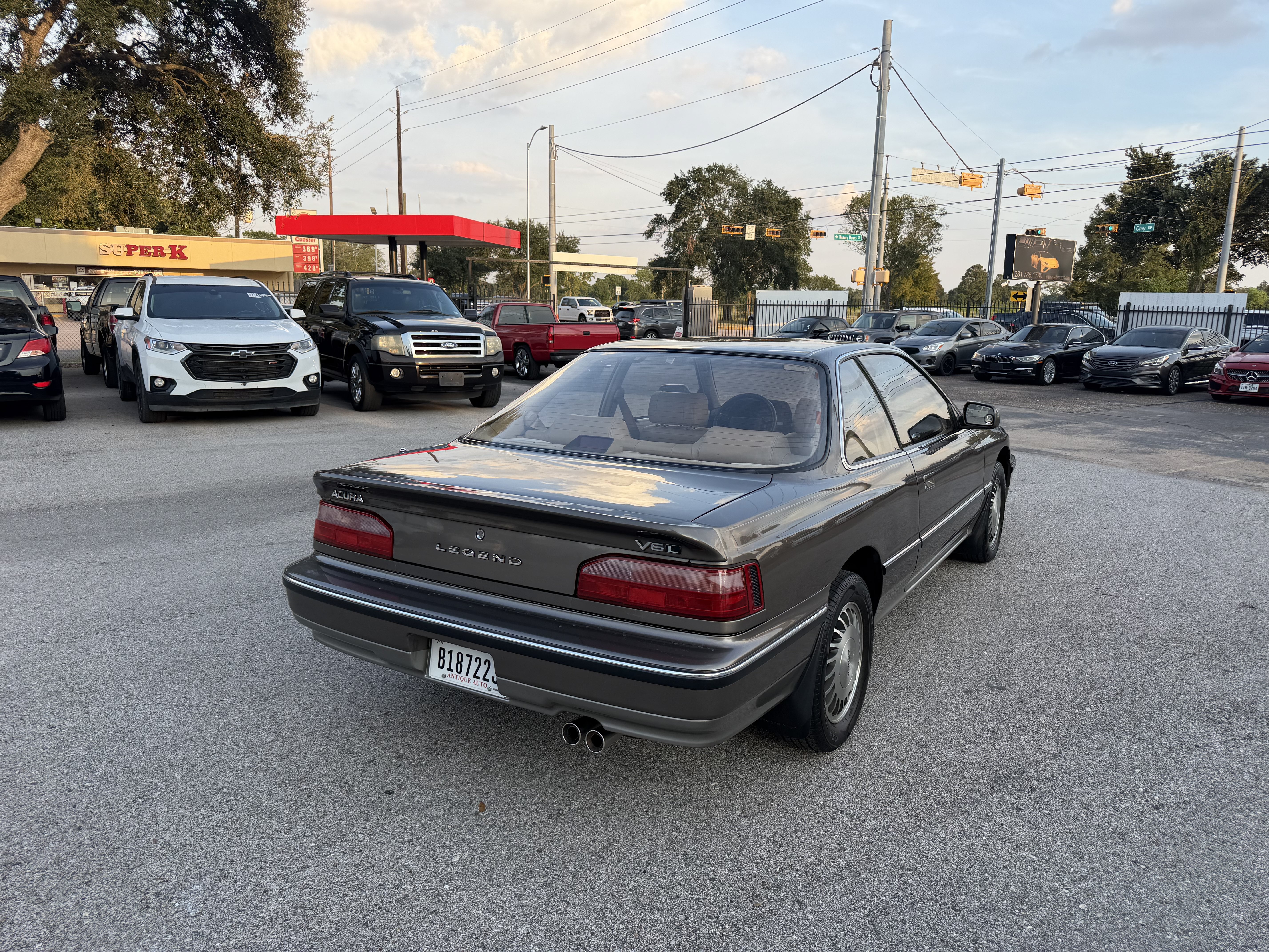 Used 1990 Acura Legend L FWD image 5
