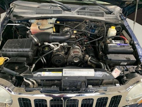 Used 2006 Jeep Liberty Limited image 25