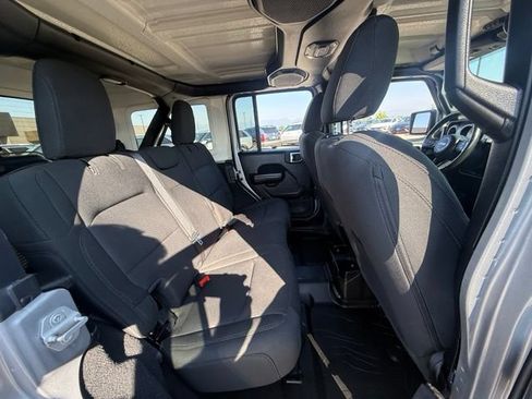 Used 2021 Jeep Wrangler Unlimited Sport AWD/4WD image 13