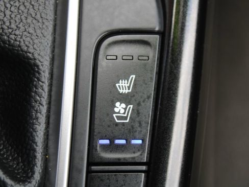 Certified 2023 Kia Forte GT w/ GT2 Package FWD image 40