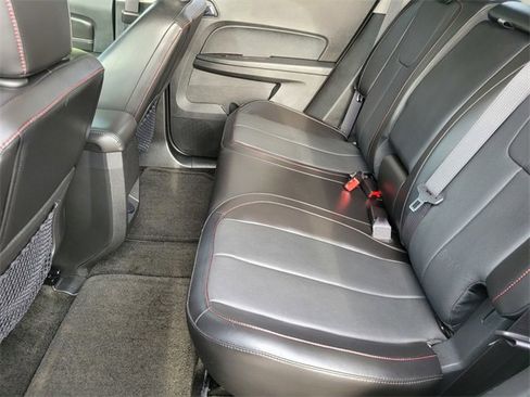 Used 2017 GMC Terrain SLT image 13