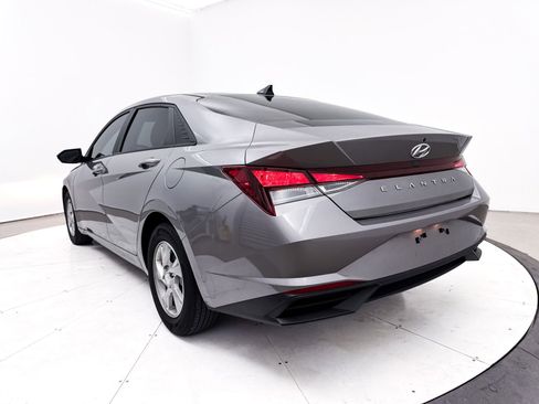 Used 2023 Hyundai Elantra SE image 13