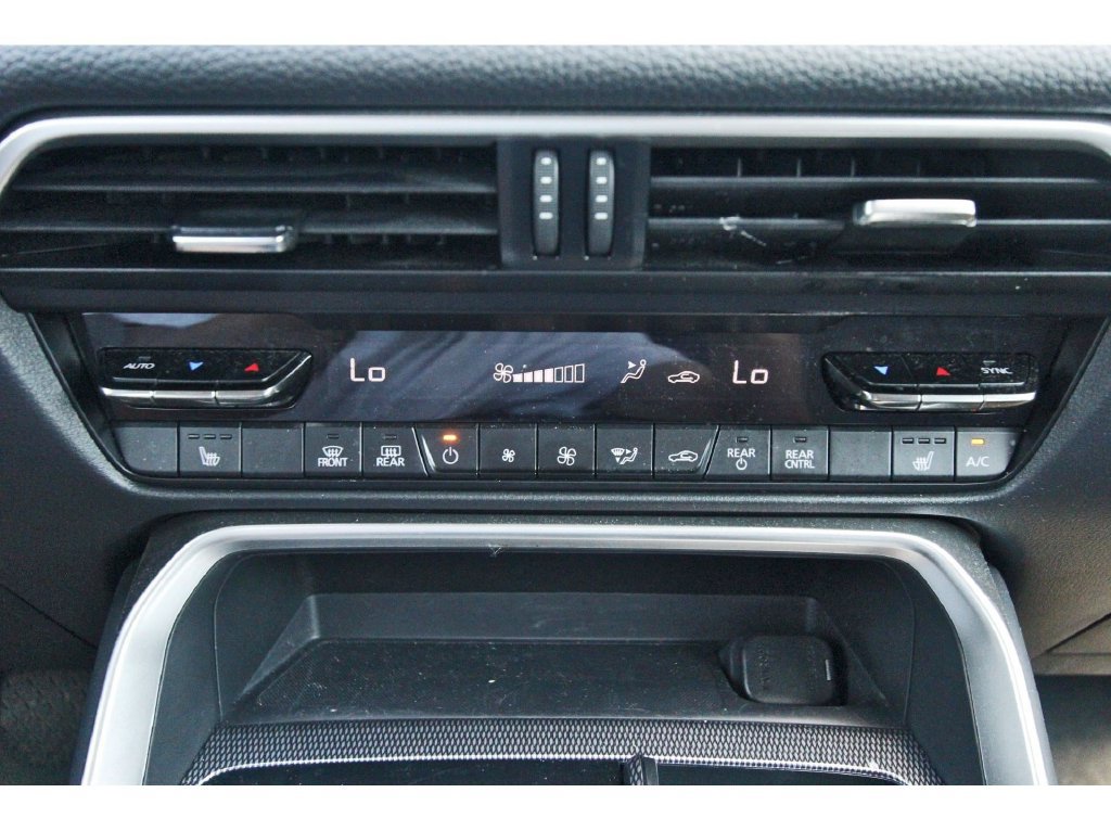 Used 2024 MAZDA CX-90 3.3 Turbo w/ Preferred Package AWD/4WD image 27
