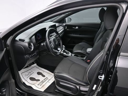 Used 2021 Kia Forte GT-Line image 17