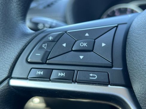 Used 2024 Nissan Sentra SV FWD image 10