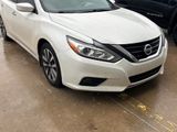 Used 2017 Nissan Altima 2.5 SV image 3