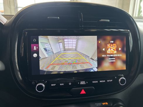 Used 2024 Kia Soul GT-Line image 27