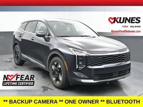 Used 2026 Kia Sportage LX FWD image 1