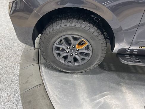 Used 2025 Ford Expedition Tremor image 38