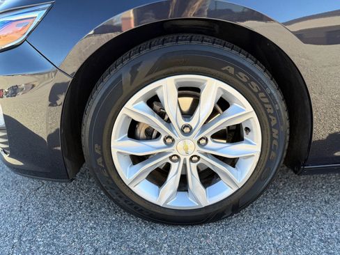 Used 2023 Chevrolet Malibu LT FWD image 13