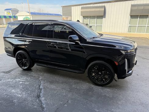 Used 2021 Cadillac Escalade Sport w/ Driver Assist Tech Package image 27