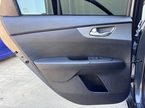 Used 2019 Kia Forte Sedan FWD image 21