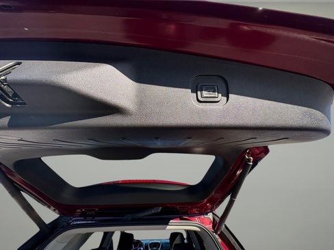 Used 2017 Chevrolet Equinox LT w/ Convenience Package image 25