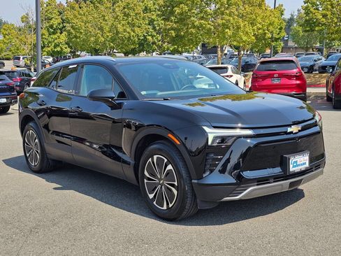 Used 2024 Chevrolet Blazer EV LT AWD/4WD image 3