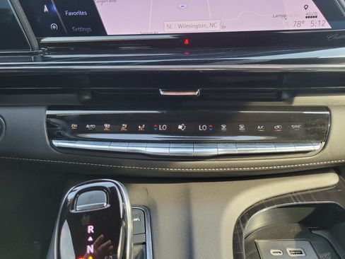 Certified 2024 Cadillac Escalade Sport w/ Touring Package AWD/4WD image 18