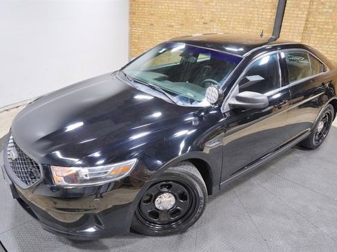 Used 2018 Ford Taurus Police Interceptor AWD image 2