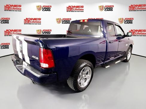 Used 2018 RAM 1500 Express w/ Express Value Package AWD/4WD image 14