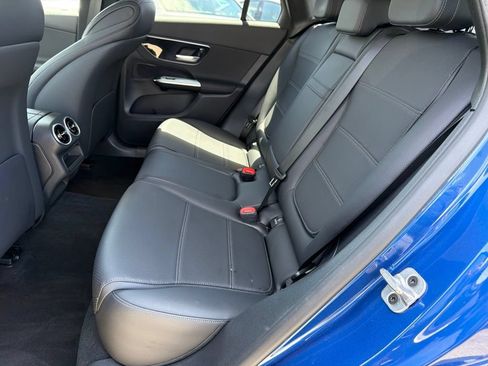 Certified 2025 Mercedes-Benz GLC 350e 4MATIC image 33