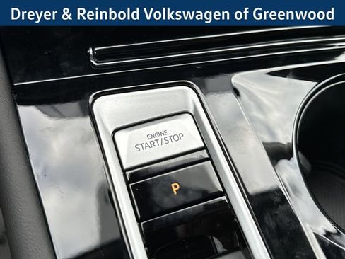 New 2026 Volkswagen Atlas SE image 29