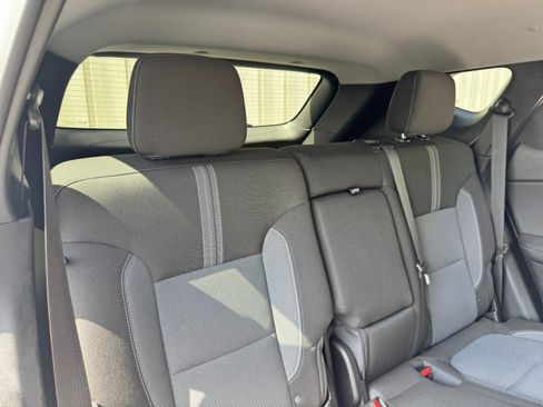 Used 2023 Chevrolet Blazer LT FWD image 35