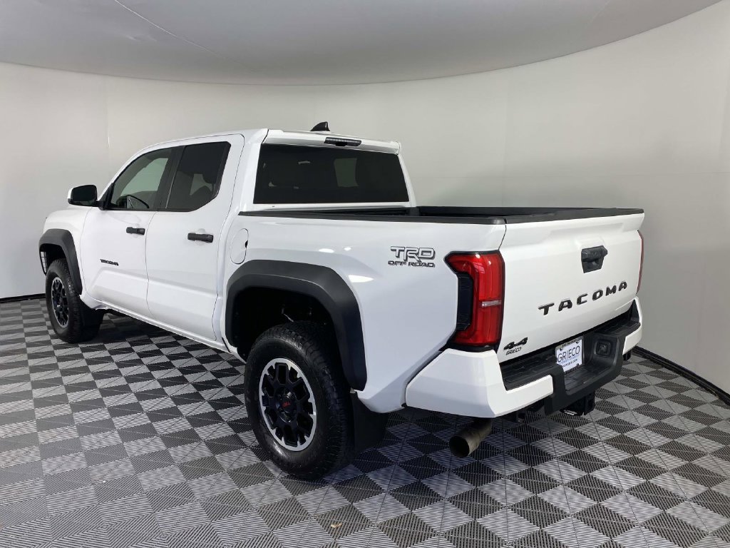 Used 2024 Toyota Tacoma TRD Off-Road AWD/4WD image 6
