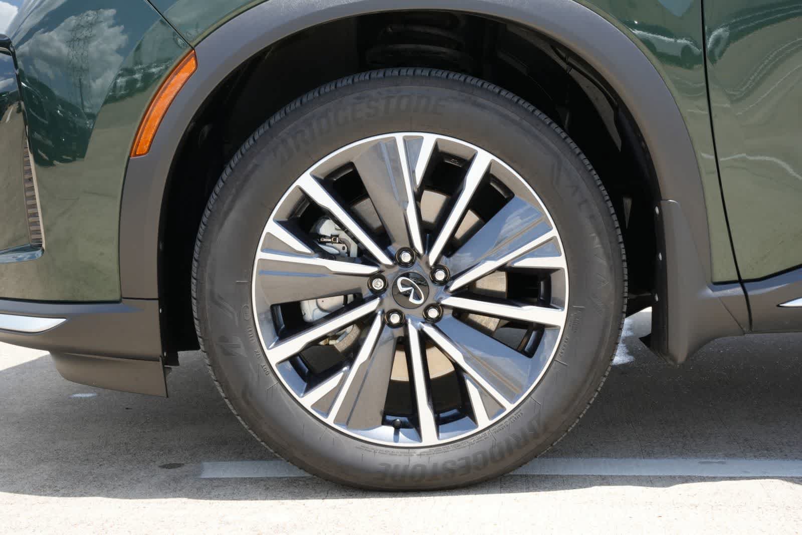 Certified 2026 INFINITI QX60 Luxe w/ Cargo Package FWD image 23