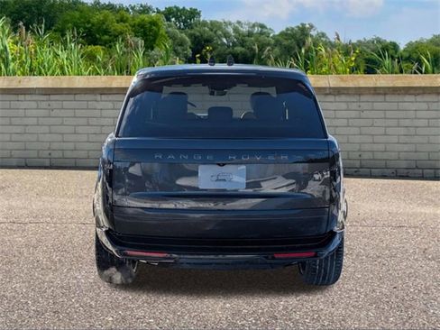 New 2026 Land Rover Range Rover SE image 5